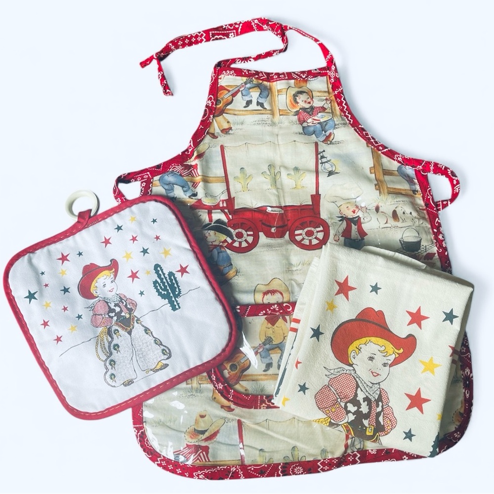 NWOT Kids Cowboy Cooking Set